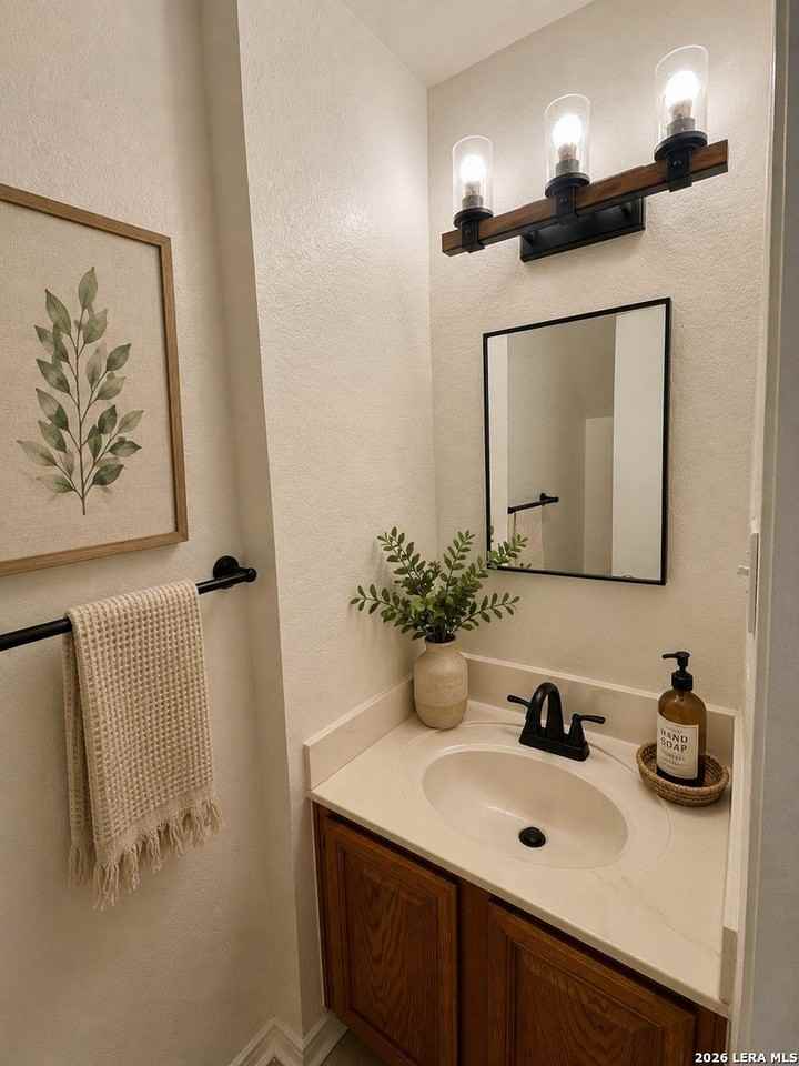 47 Latrobe Post - Photo 6 of 19