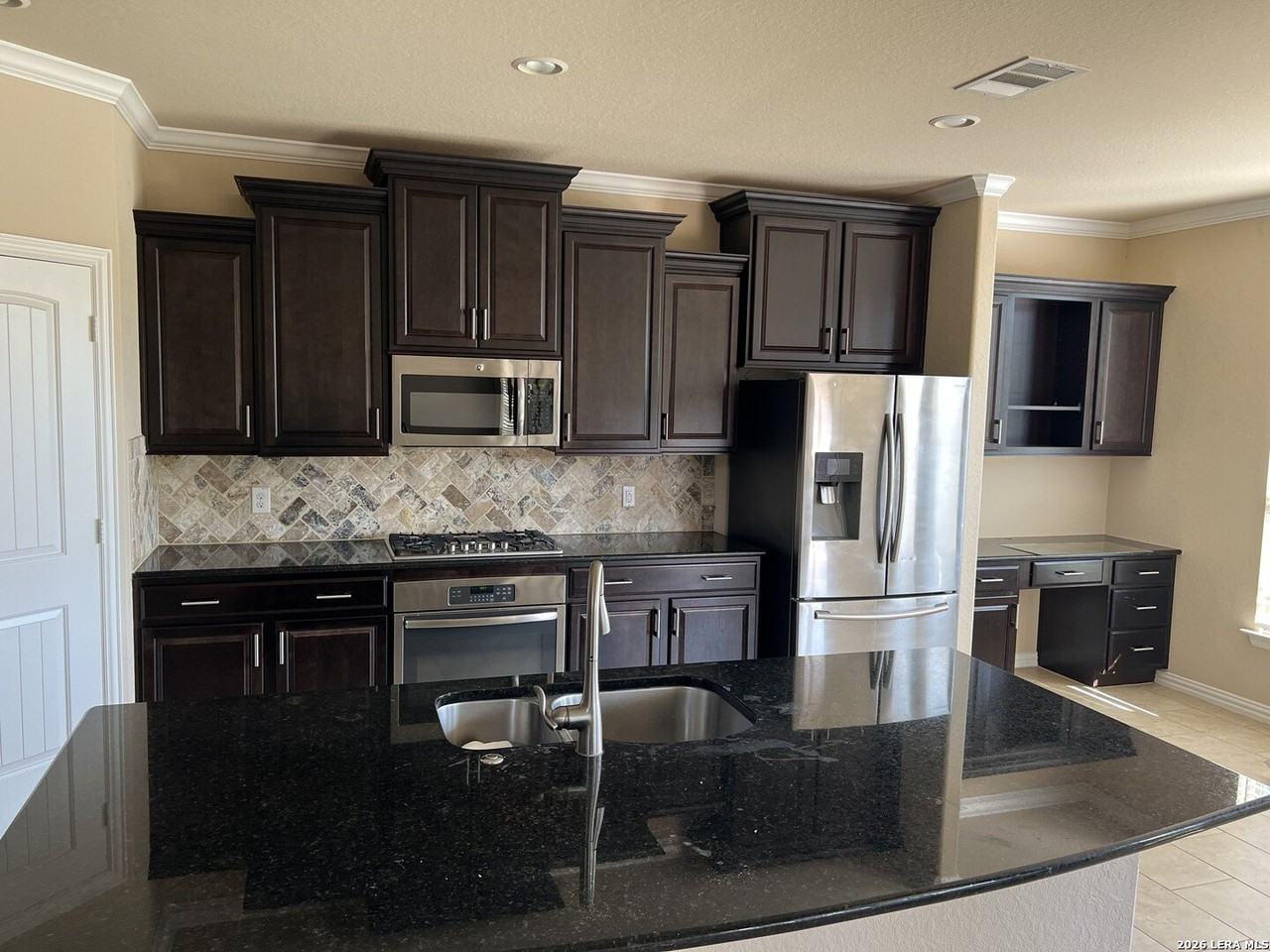 8614 Sierra Sky - Photo 4 of 16
