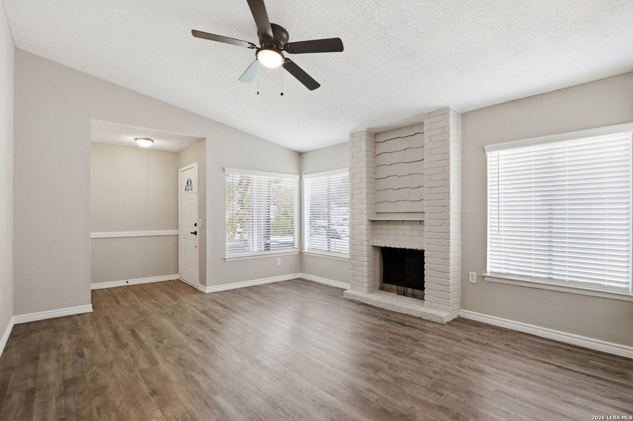 9855 Meadow Way - Photo 7 of 27