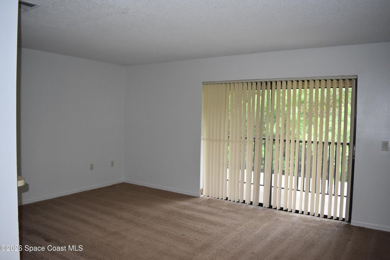 2779 Patty Ln - Photo 7 of 17