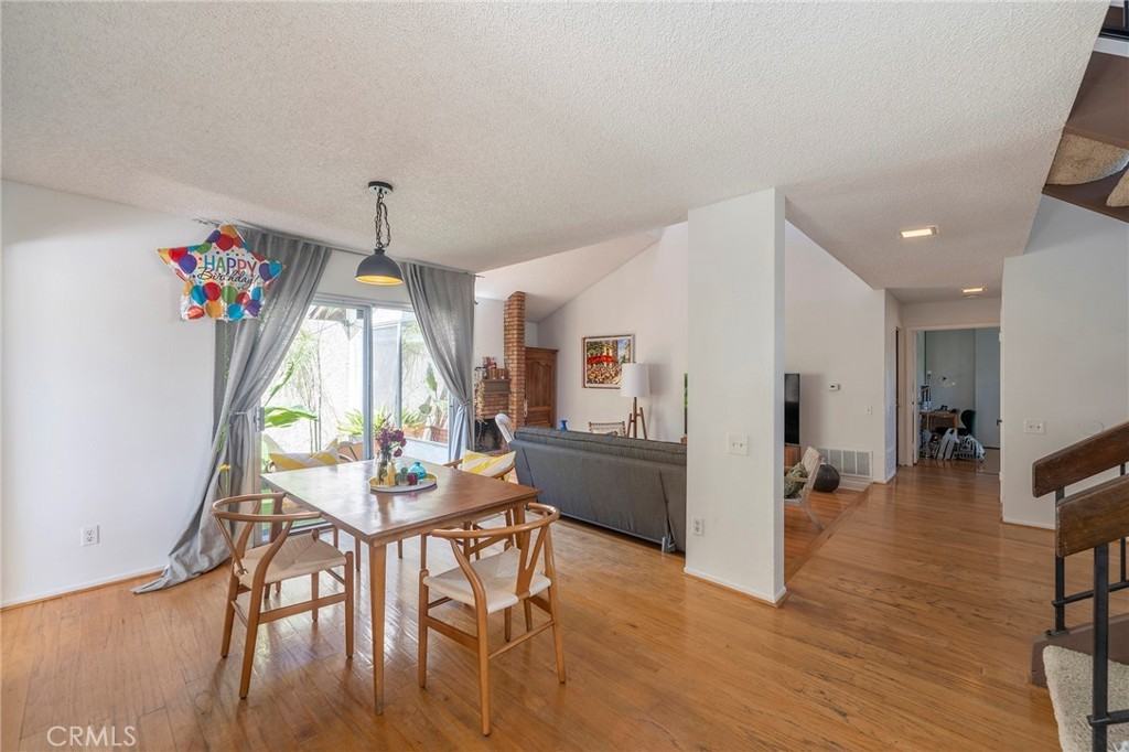 110 Firwood - Photo 4 of 43