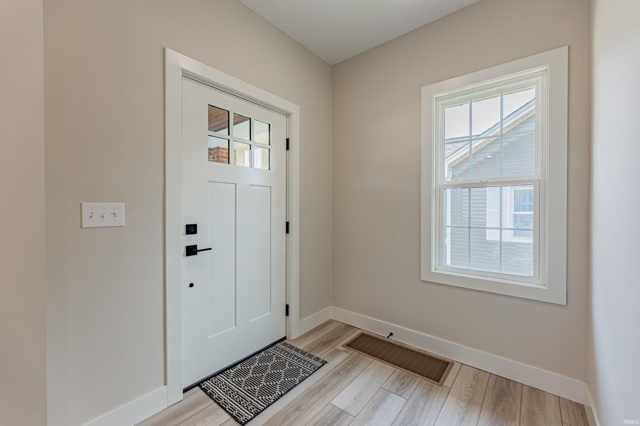 2013 Vogel Rd - Photo 5 of 34