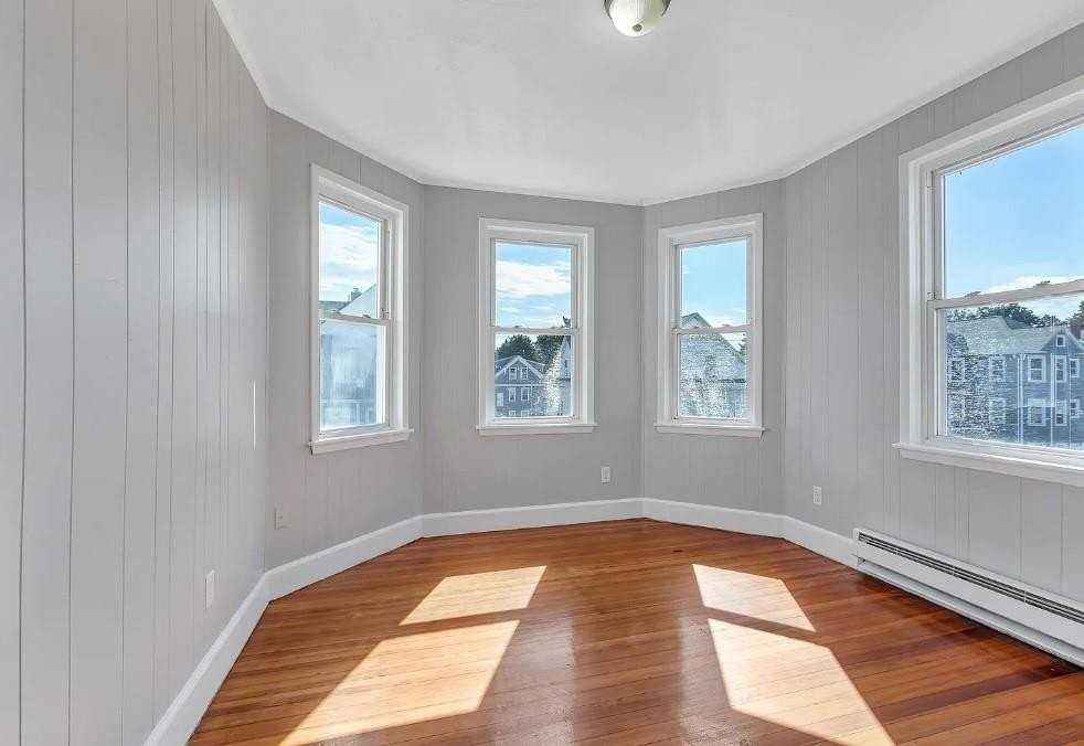 109 Pocasset Ave #2 - Photo 4 of 22