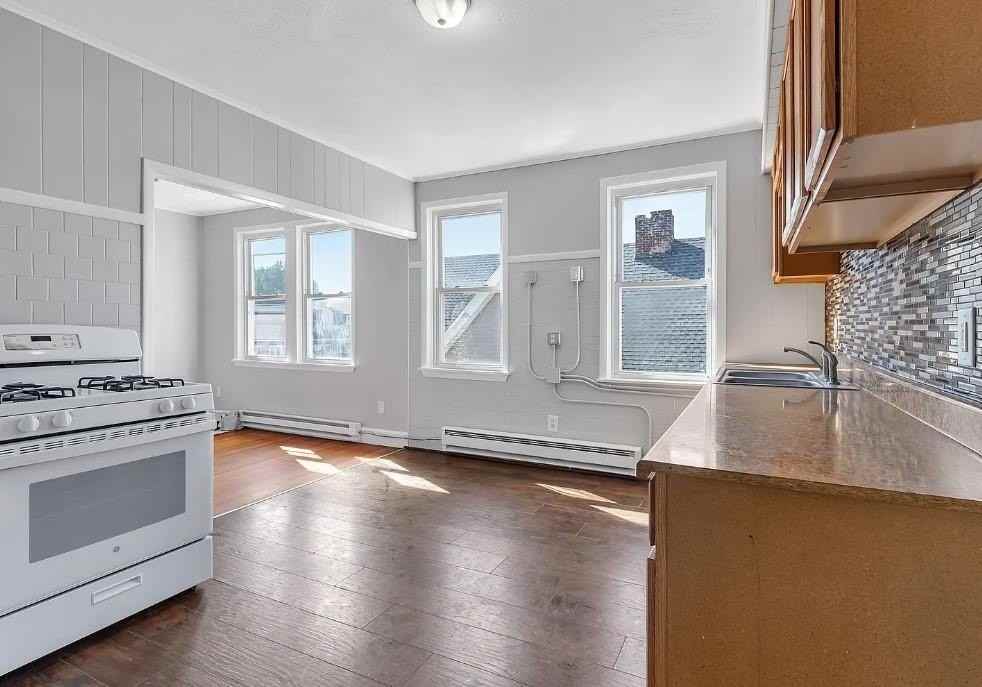 109 Pocasset Ave #2 - Photo 5 of 22