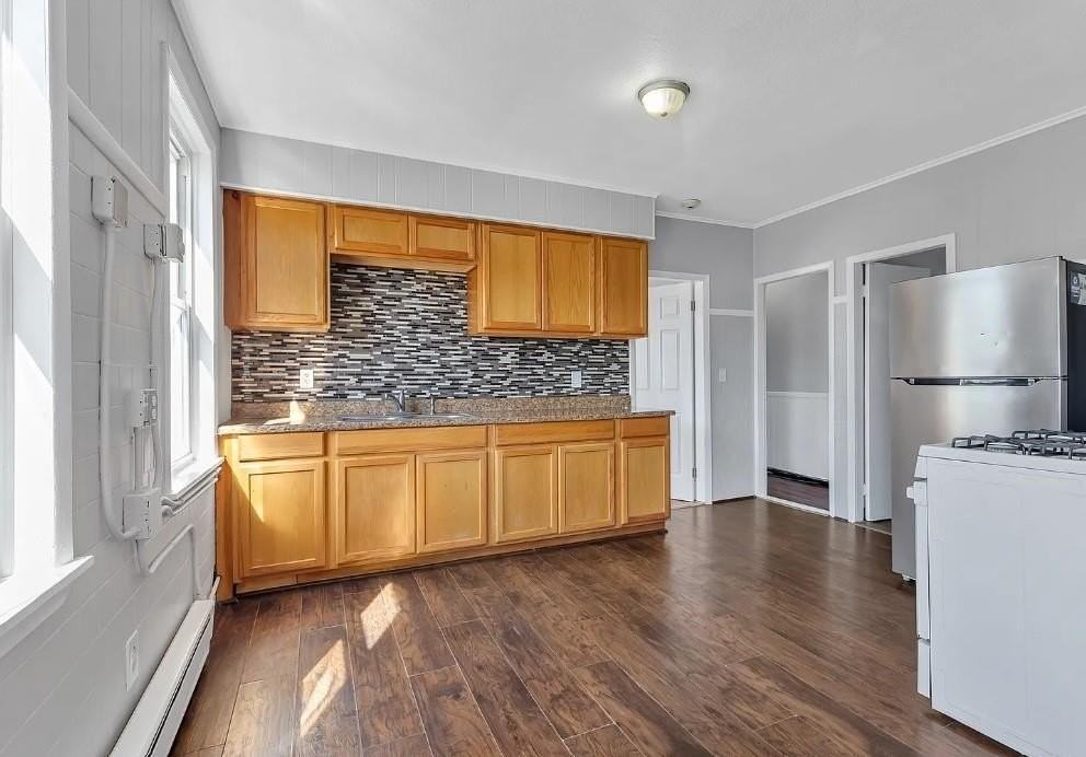 109 Pocasset Ave #2 - Photo 7 of 22