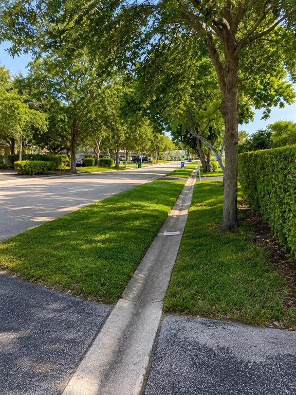 3540 Nw 114th Ln - Photo 3 of 12