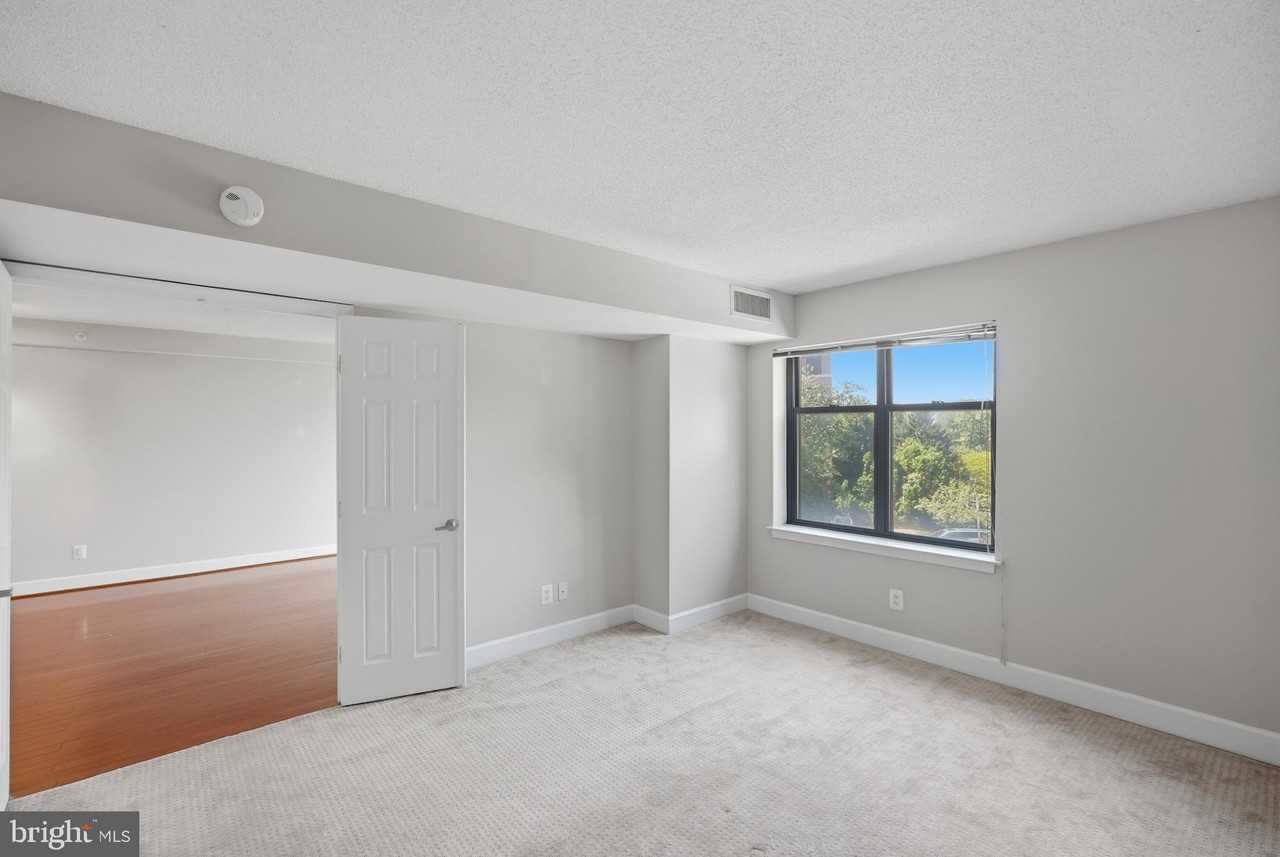 3401 38th St Nw #314 - Photo 5 of 20