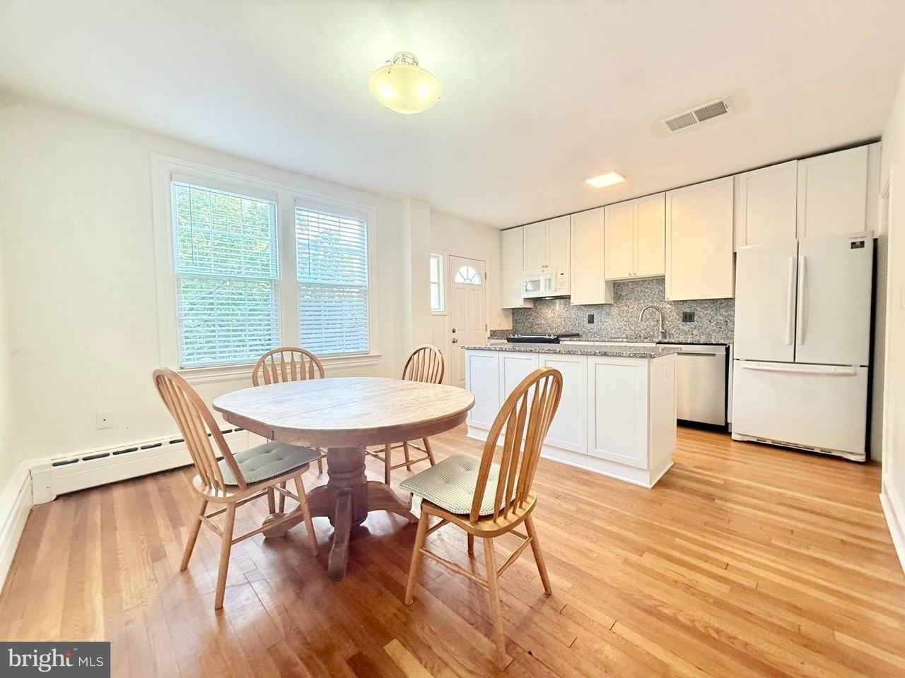 1908 37th St Nw - Photo 3 of 31