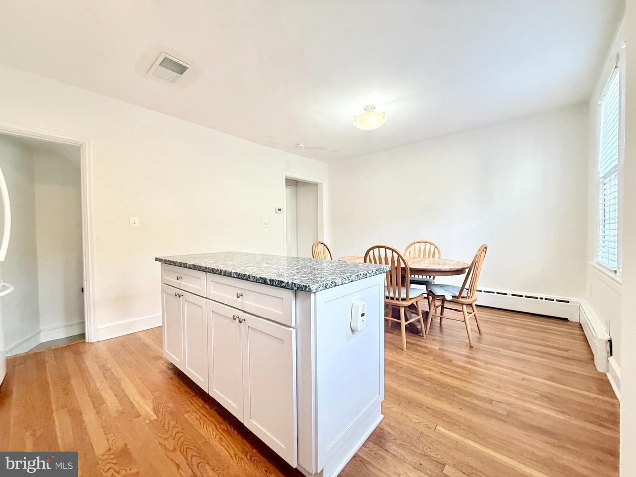 1908 37th St Nw - Photo 6 of 31