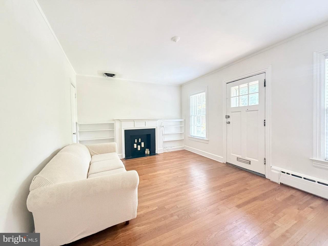 1908 37th St Nw - Photo 7 of 31
