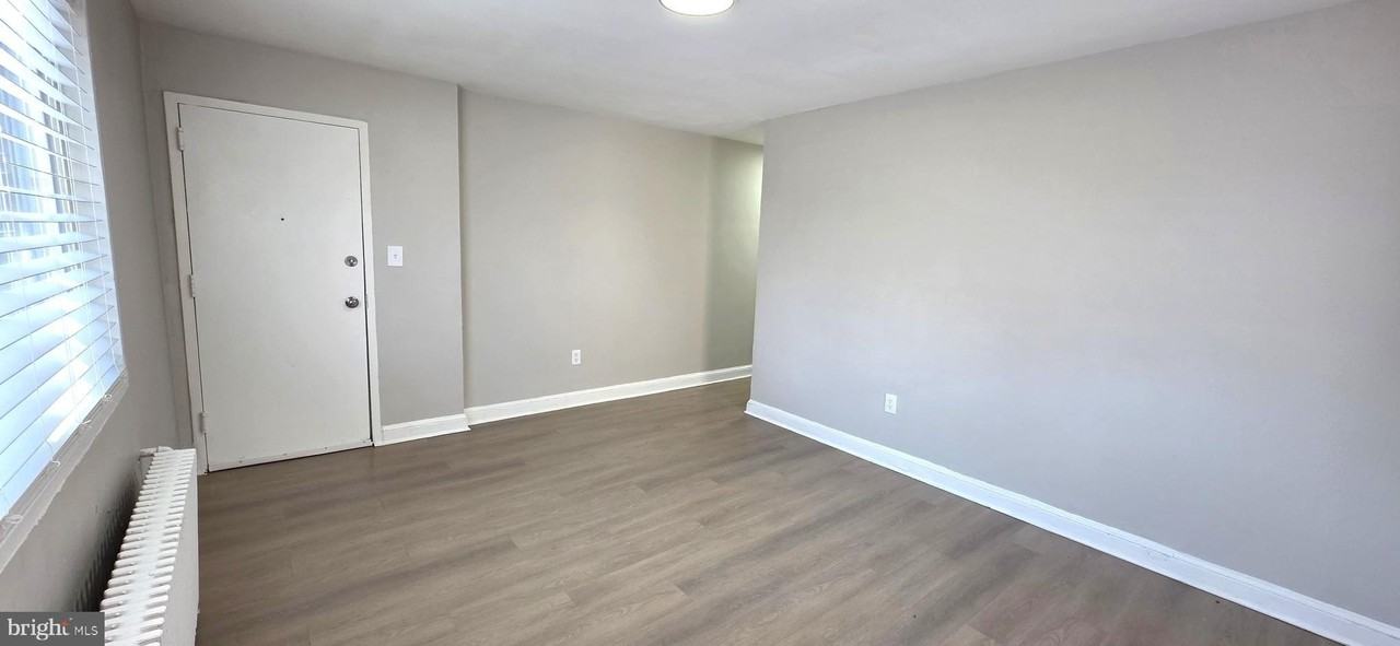 3207 11th Pl Se #3 - Photo 6 of 19