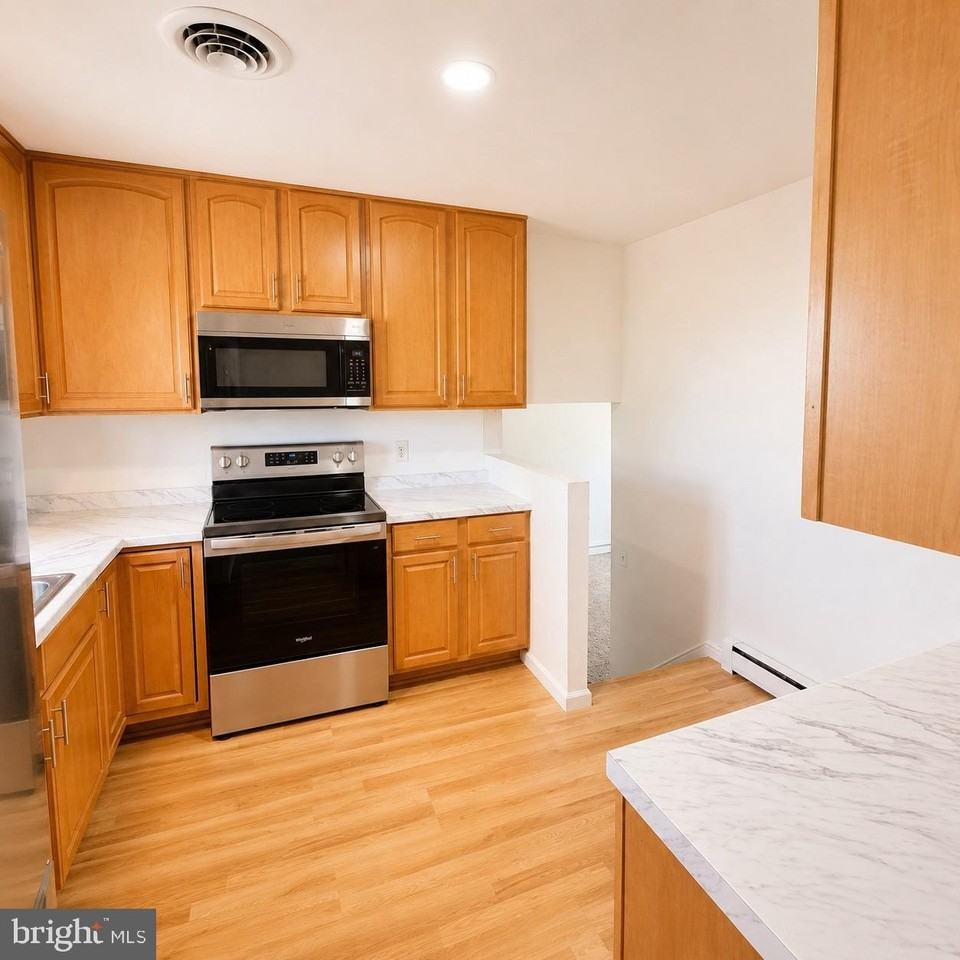 903 Janeka Ln - Photo 7 of 14