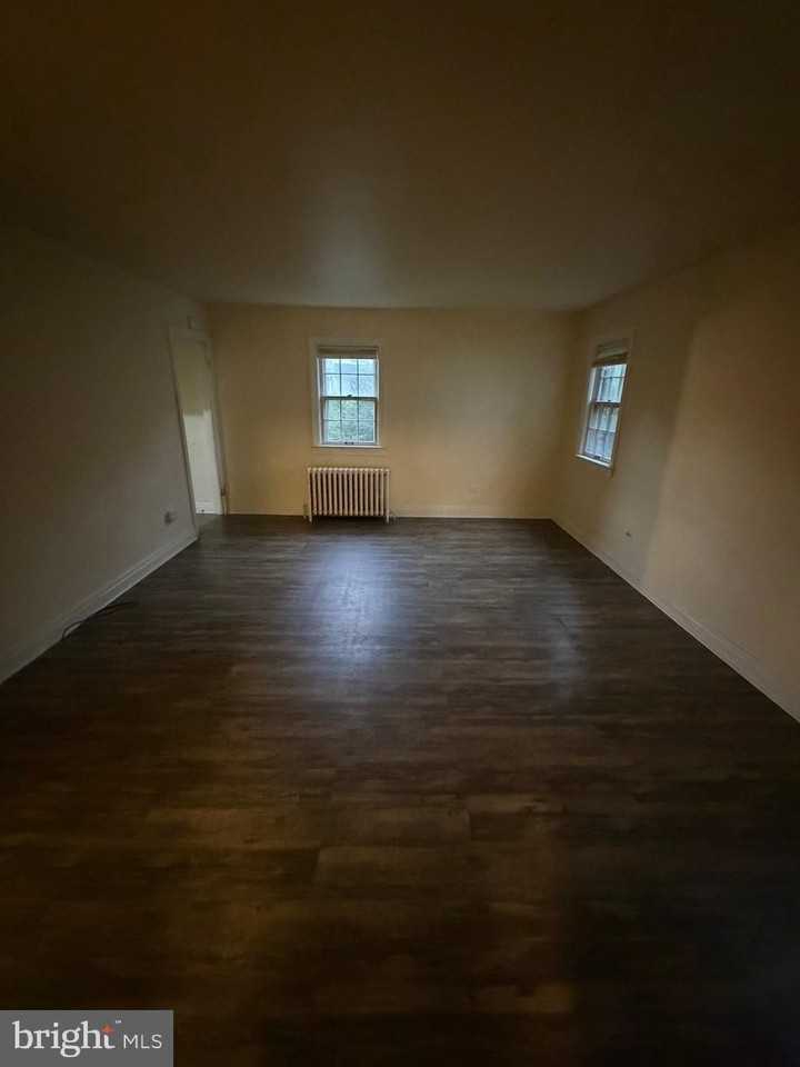 81 E Park Pl - Photo 7 of 14
