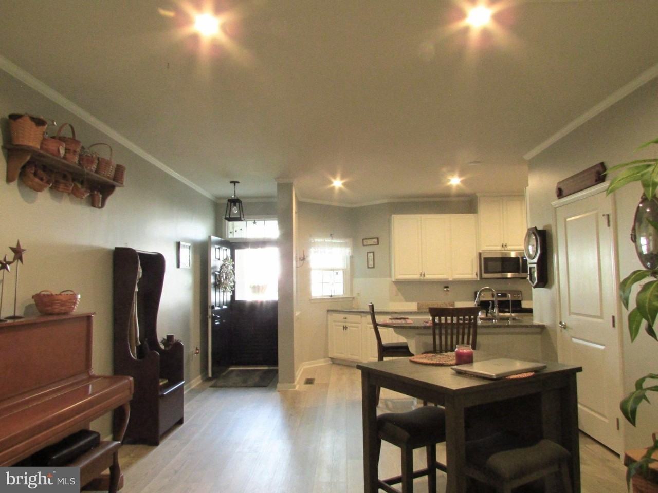 29997 Plantation Dr - Photo 5 of 25