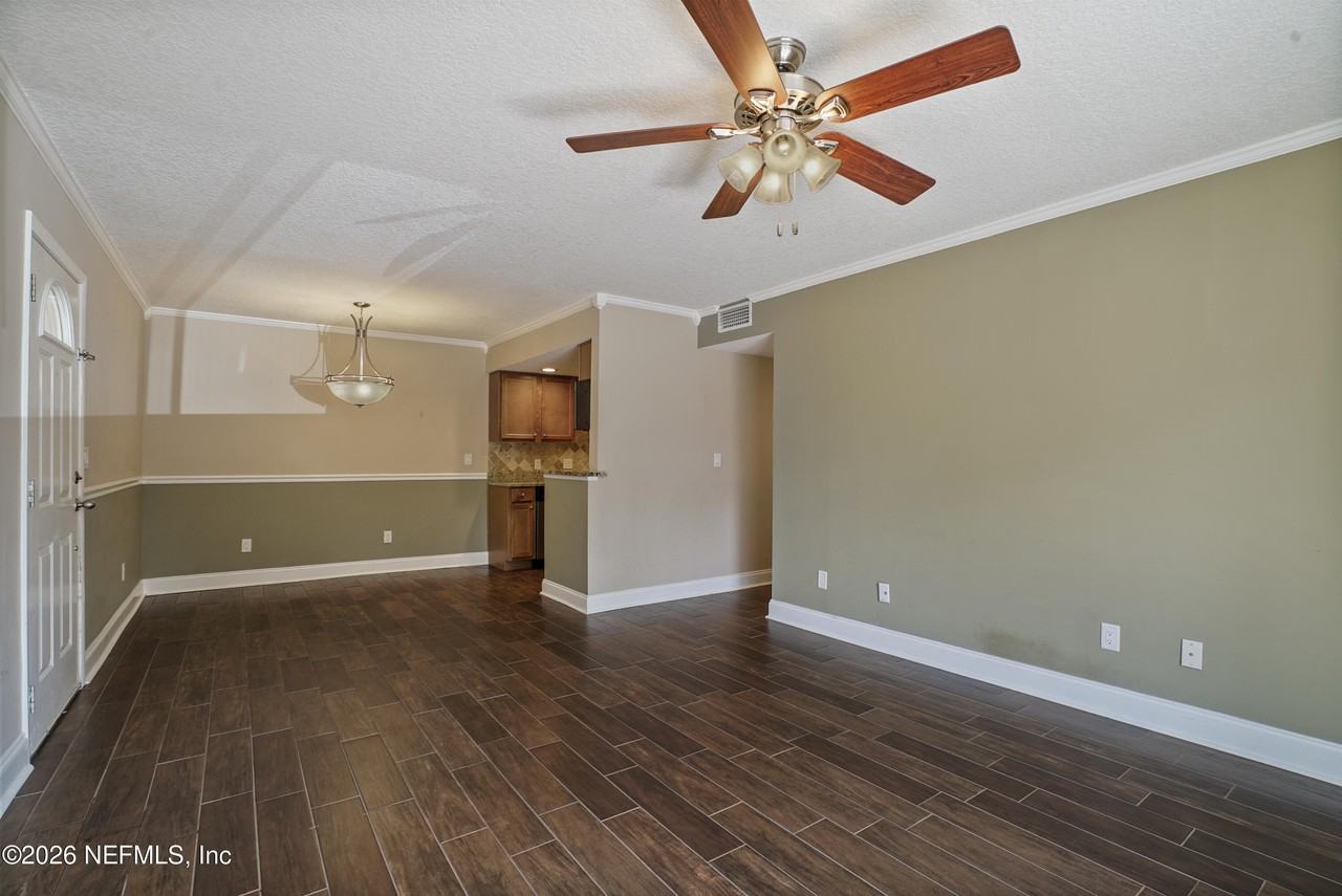 3737 Loretto Rd ##802 - Photo 2 of 18