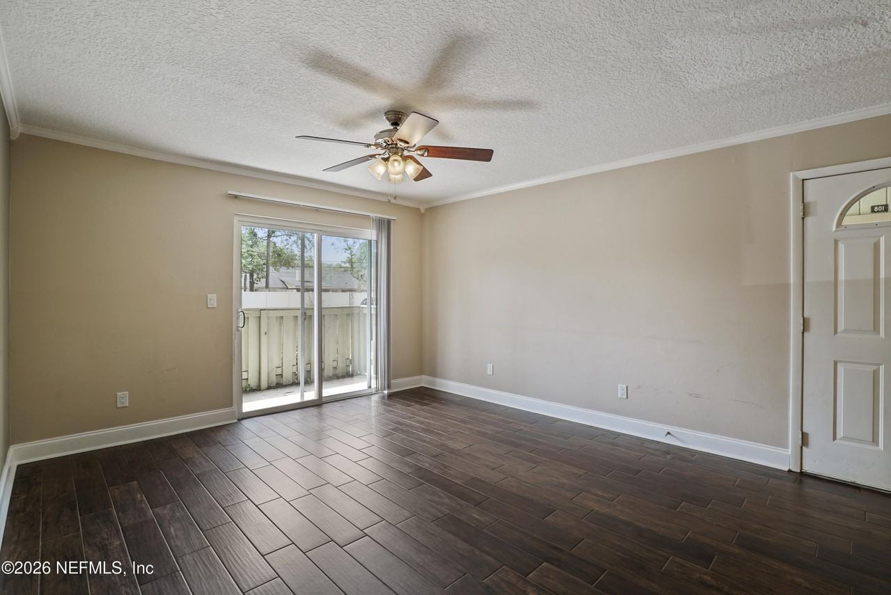 3737 Loretto Rd ##802 - Photo 6 of 18