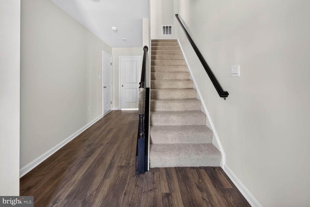 Merion Ave - Photo 2 of 19