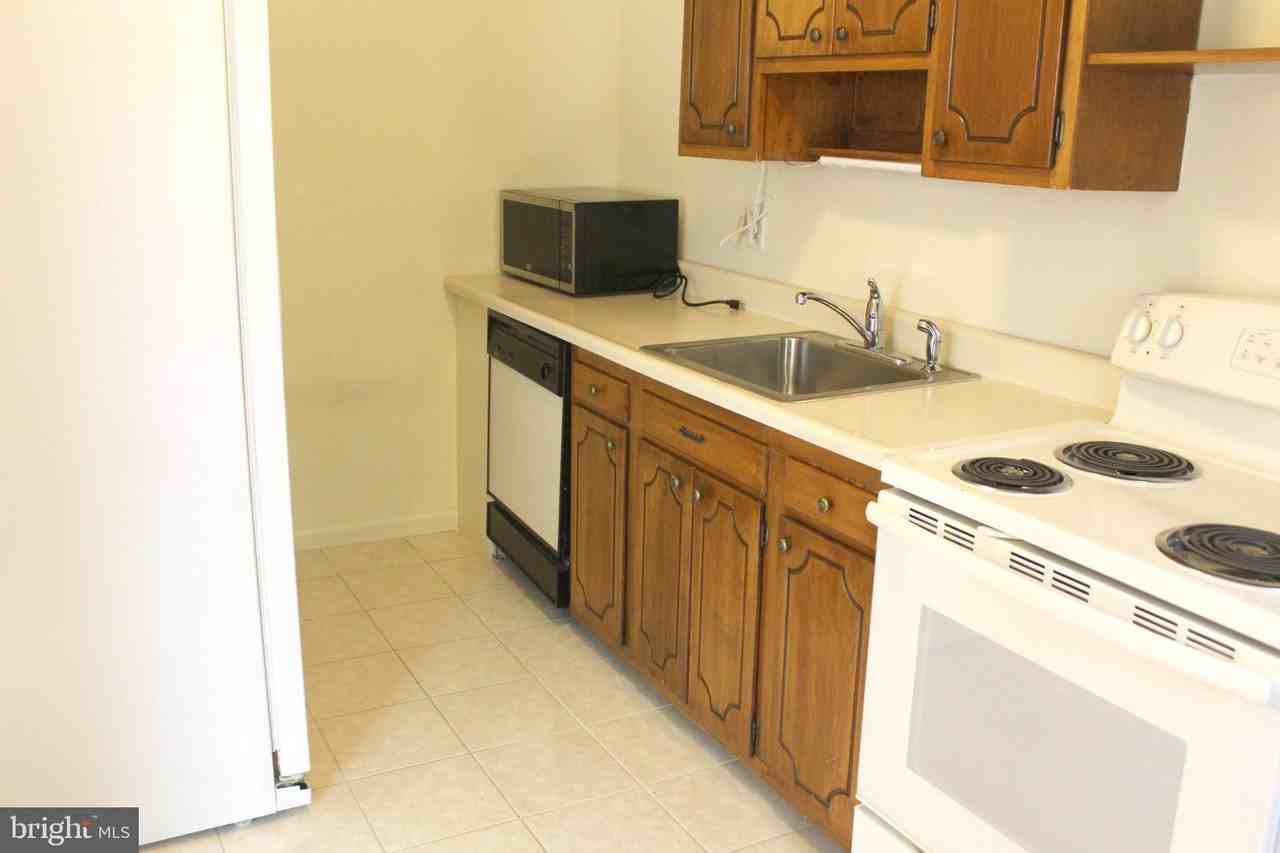 1120 Linkside Dr - Photo 5 of 29