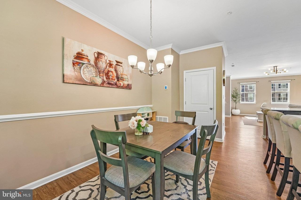 5733 Nicken Ct - Photo 6 of 23