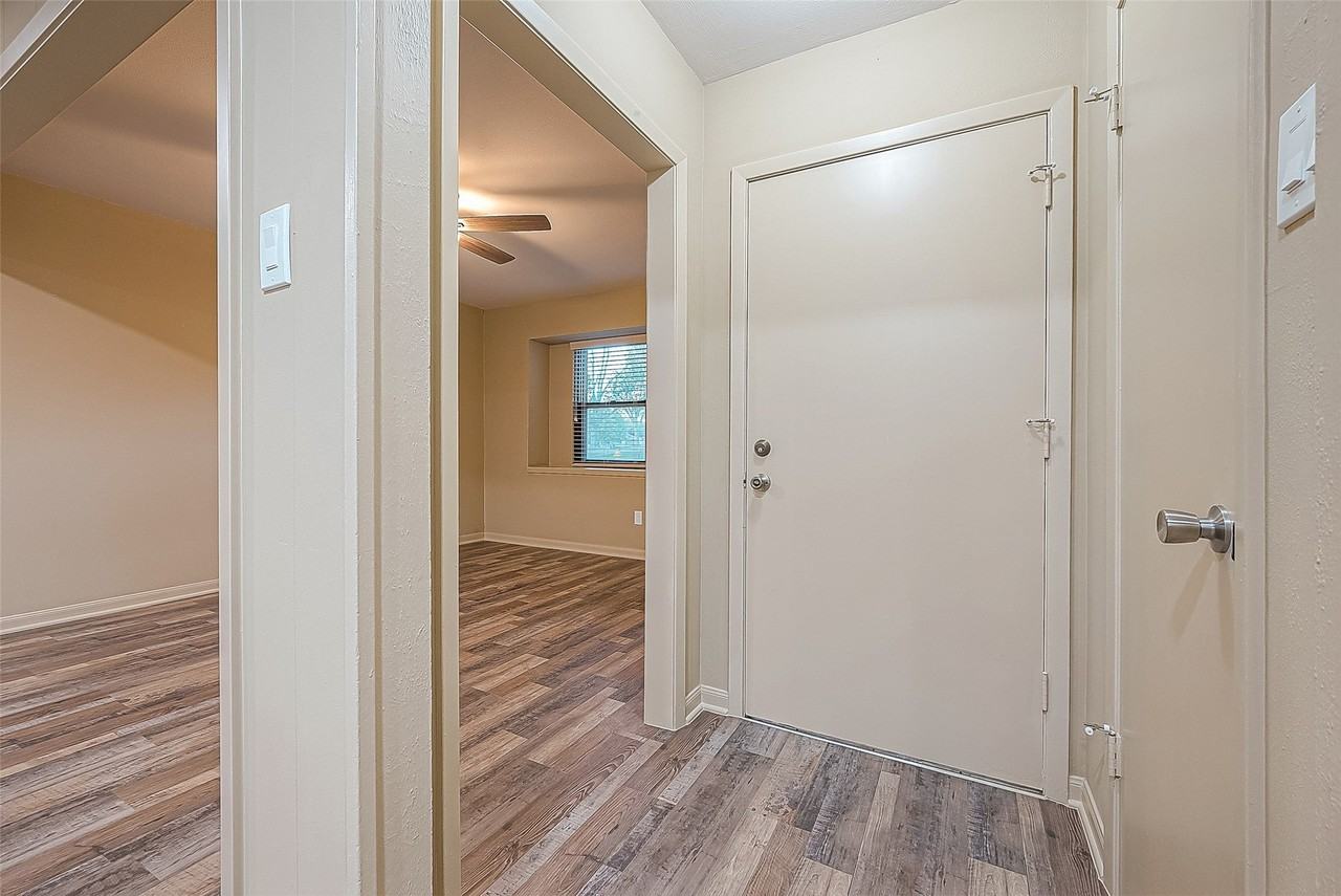 722 Venice St - Photo 5 of 37