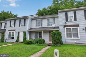 featured image of 8 Cypress Dr