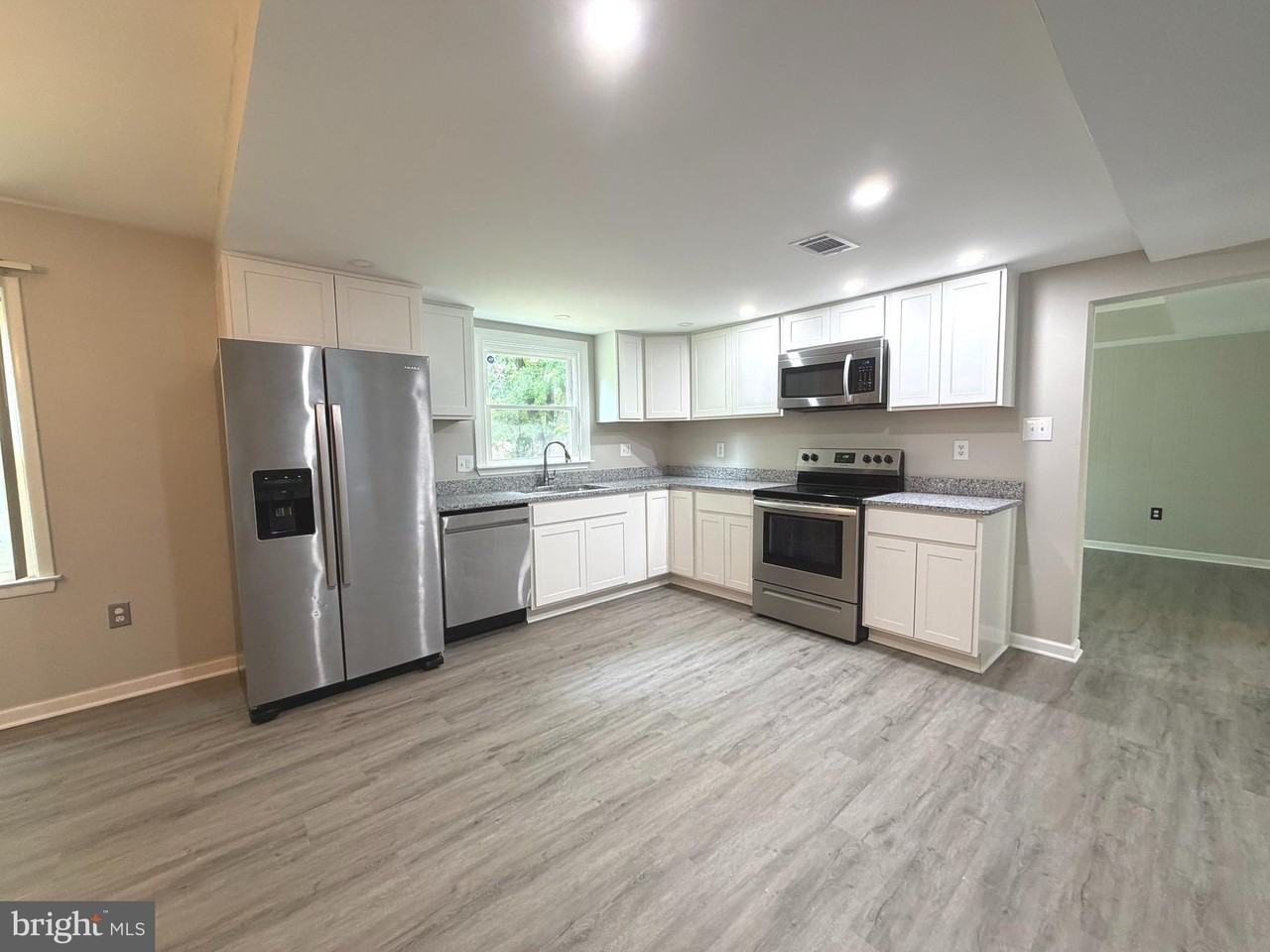 2063 Red Spruce Ct - Photo 3 of 26