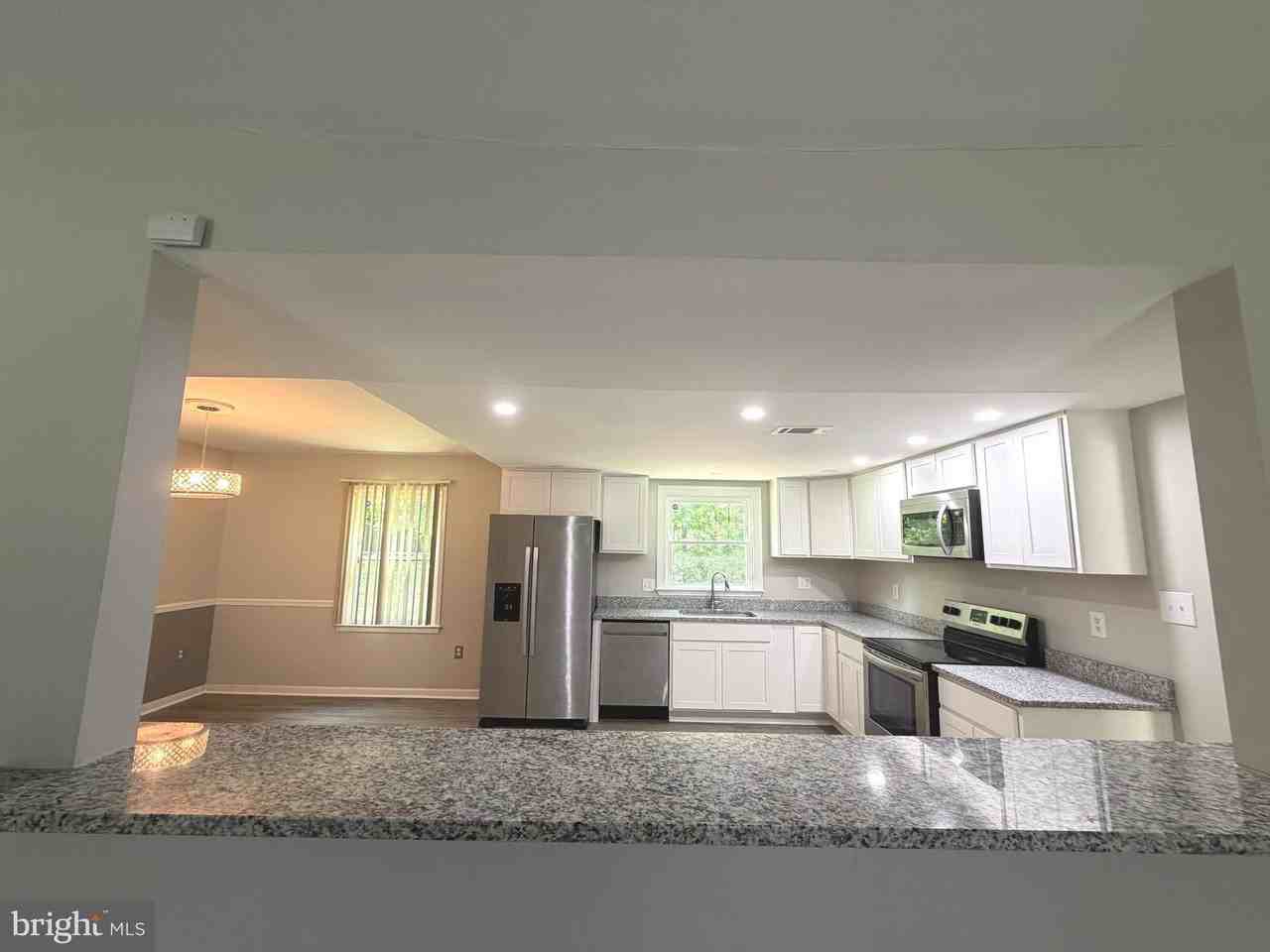 2063 Red Spruce Ct - Photo 4 of 26