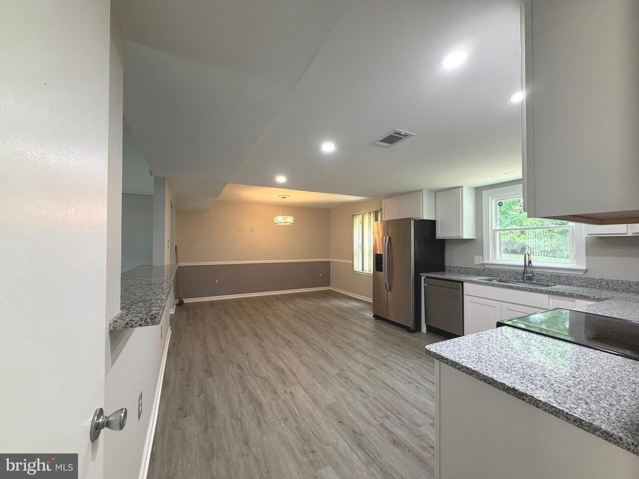 2063 Red Spruce Ct - Photo 5 of 26