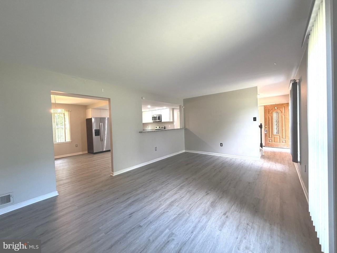 2063 Red Spruce Ct - Photo 7 of 26