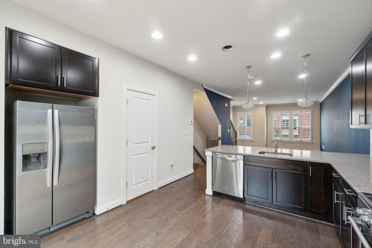 241 Kepler Dr - Photo 4 of 25
