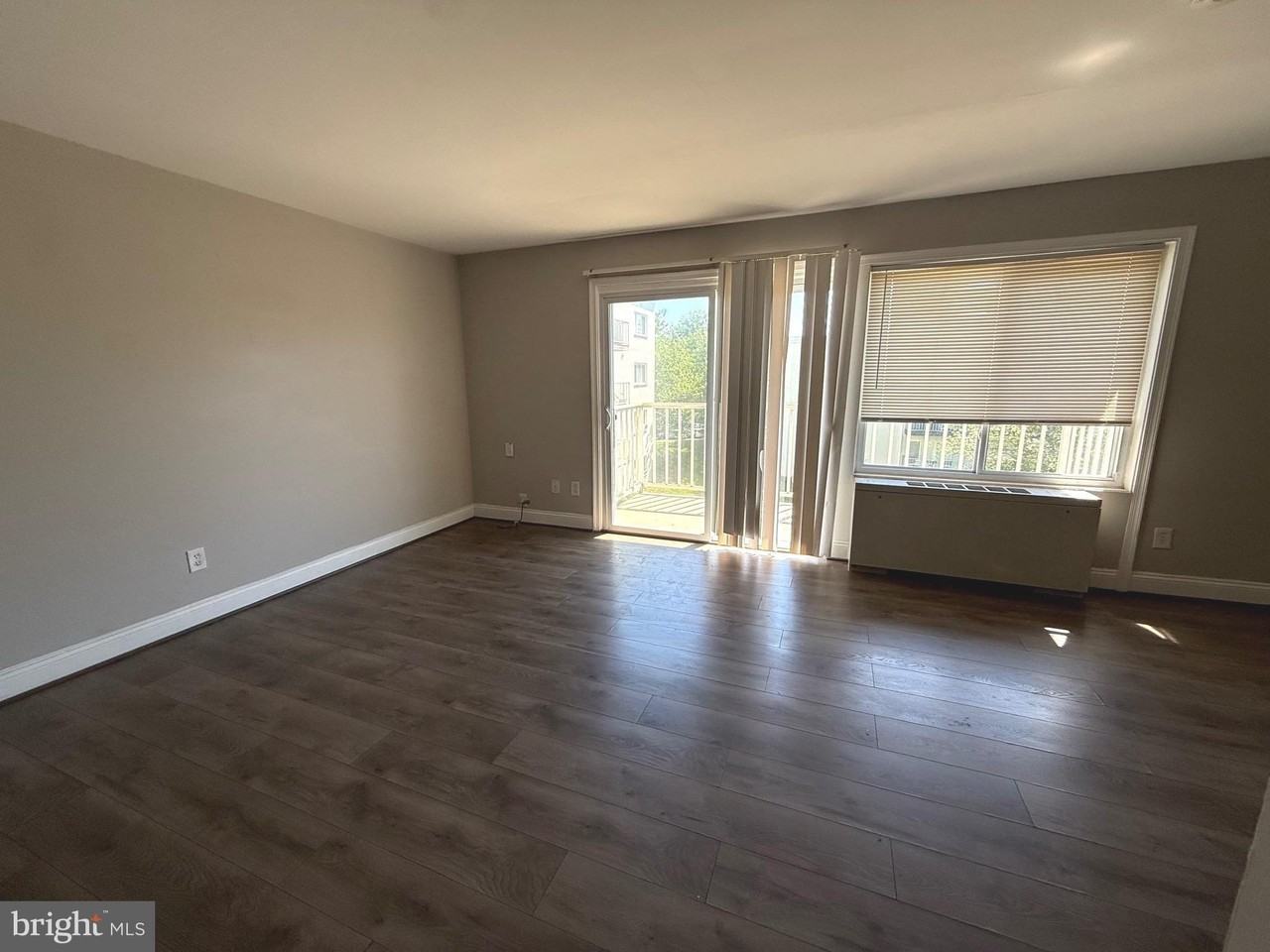 1005 Chillum Rd #301 - Photo 2 of 5