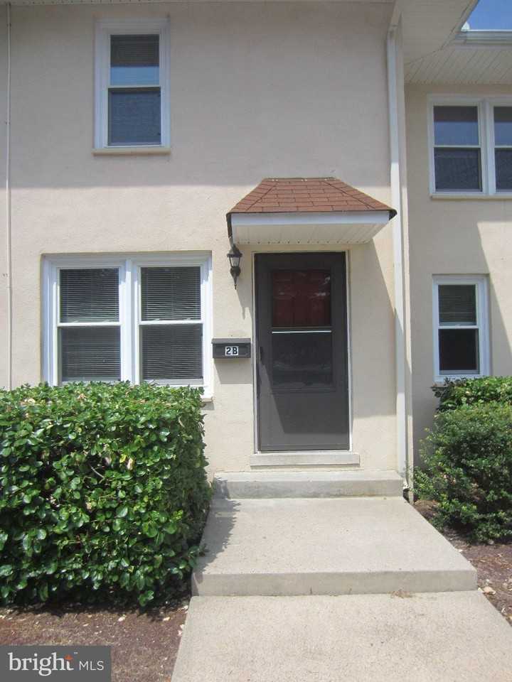 809 Logan St #2B - Photo 2 of 18