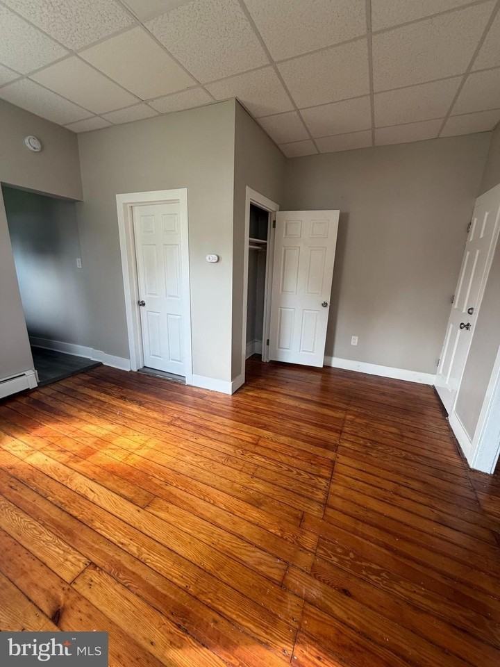 264 Kings Hwy #1 - Photo 3 of 15