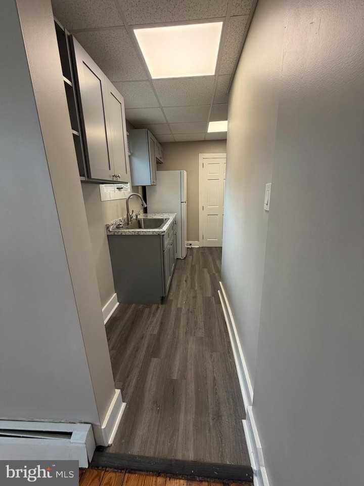 264 Kings Hwy #1 - Photo 4 of 15
