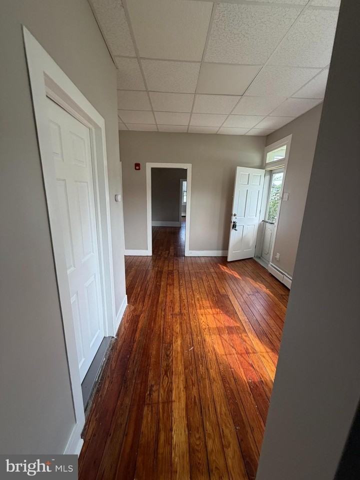 264 Kings Hwy #1 - Photo 6 of 15