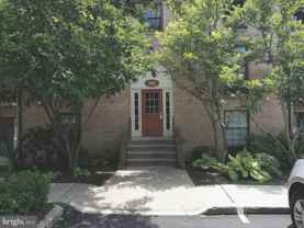 932 Washington Pl #32 - Photo 1 of 1