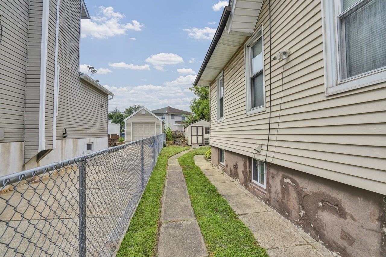 109 Printz Ave #2 - Photo 6 of 42