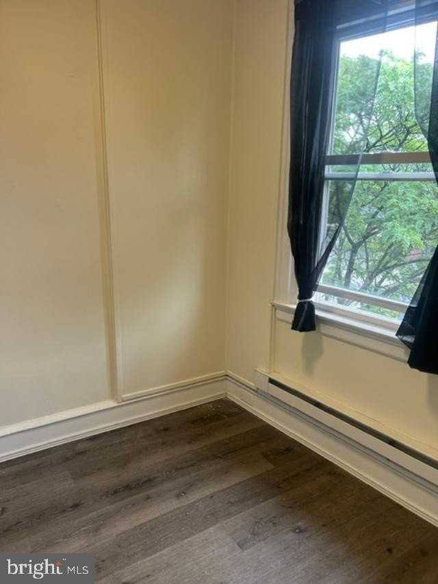 272 N KESWICK Avenue - Photo 4 of 6