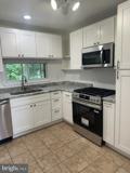 319 Runnymede Ave - Photo 1 of 1