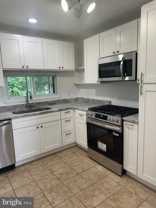 319 Runnymede Ave - Photo 1 of 1