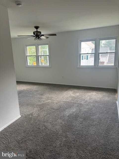 319 Runnymede Ave - Photo 7 of 13