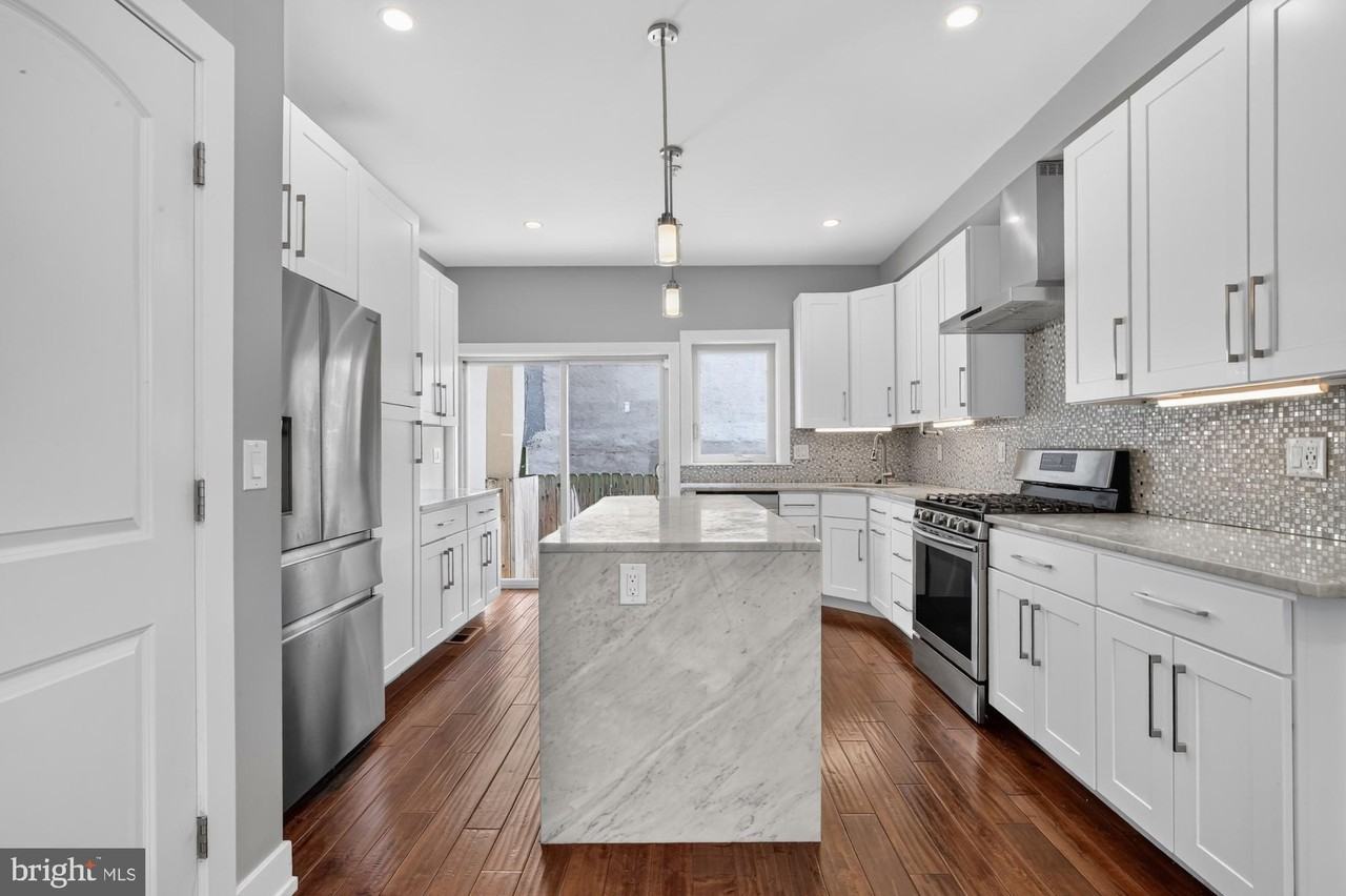 1259 S 19th St - Photo 3 of 45