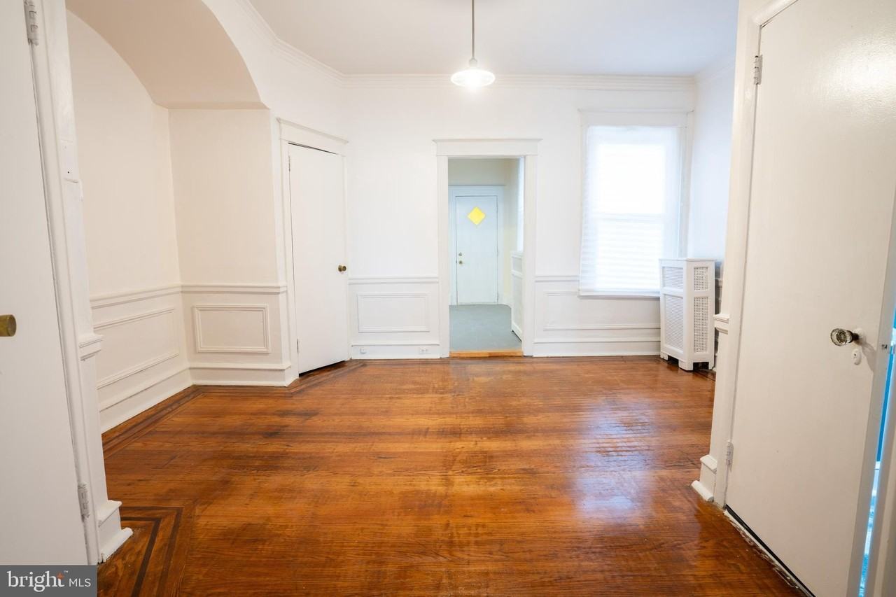5453 W Montgomery Ave - Photo 7 of 27