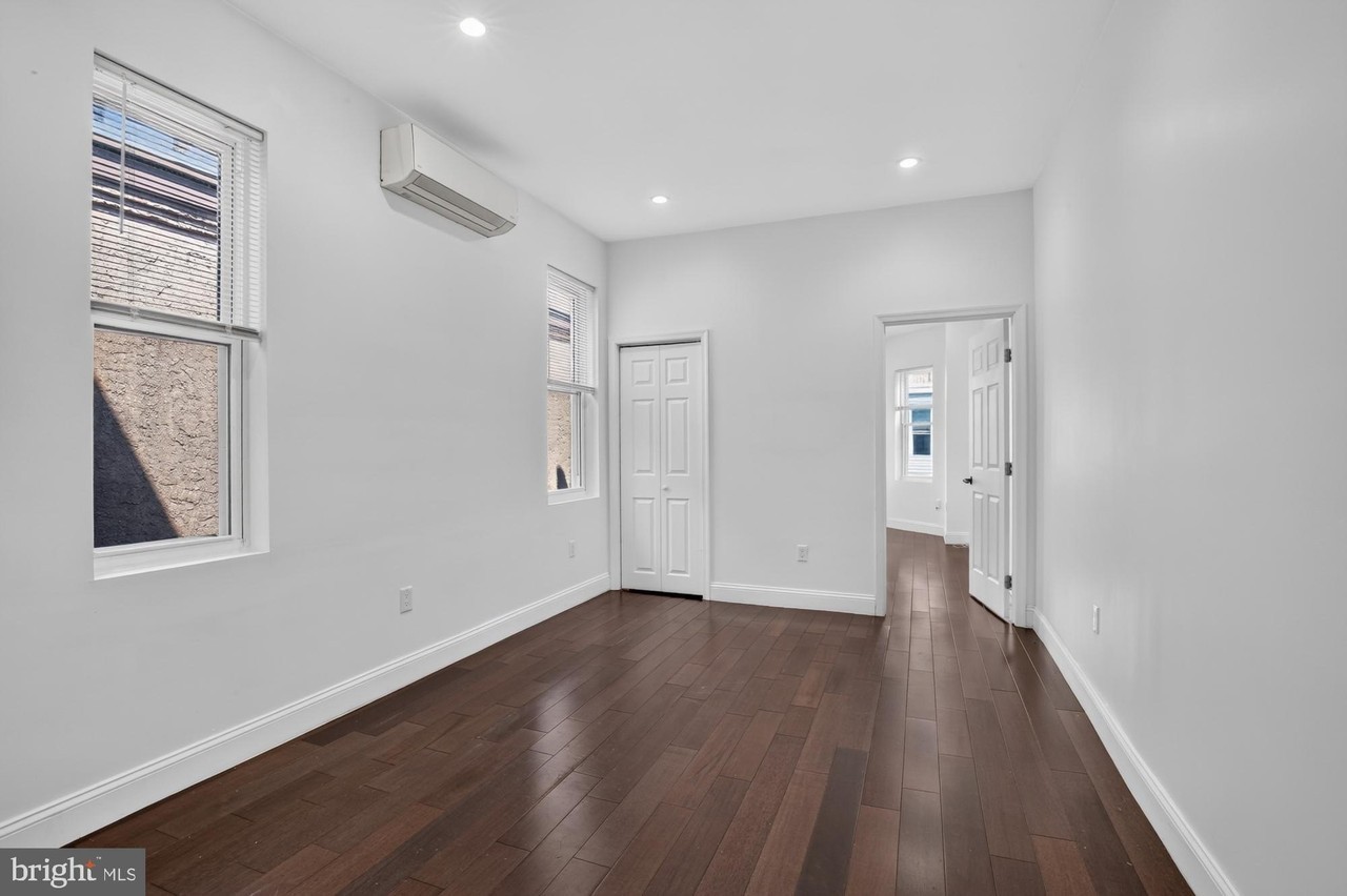 2319 N College Ave #B - Photo 3 of 28