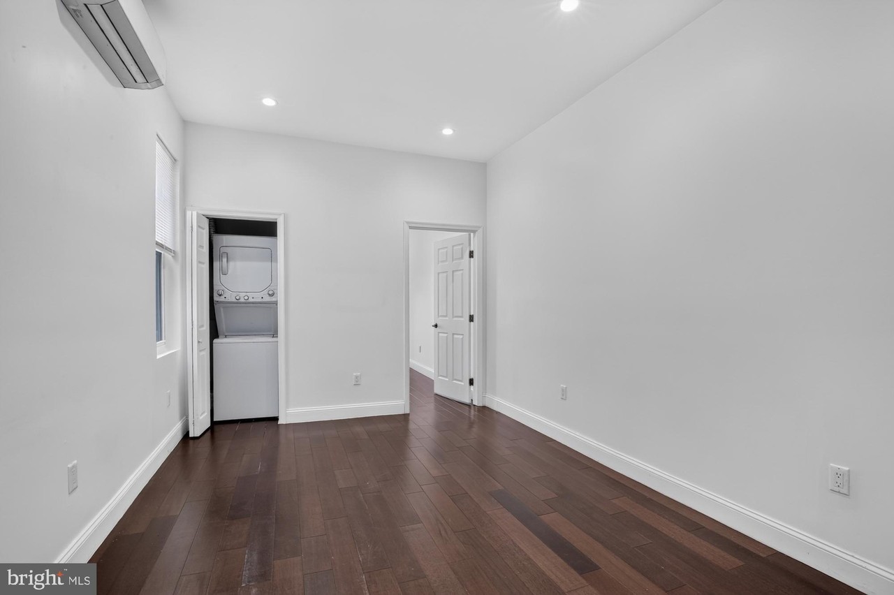 2319 N College Ave #B - Photo 6 of 28