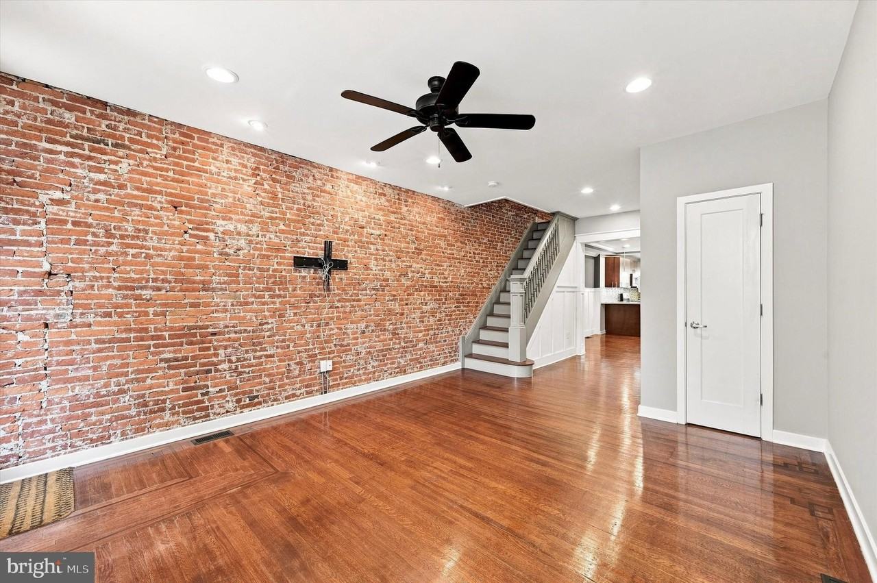 1532 E Berks St - Photo 3 of 25