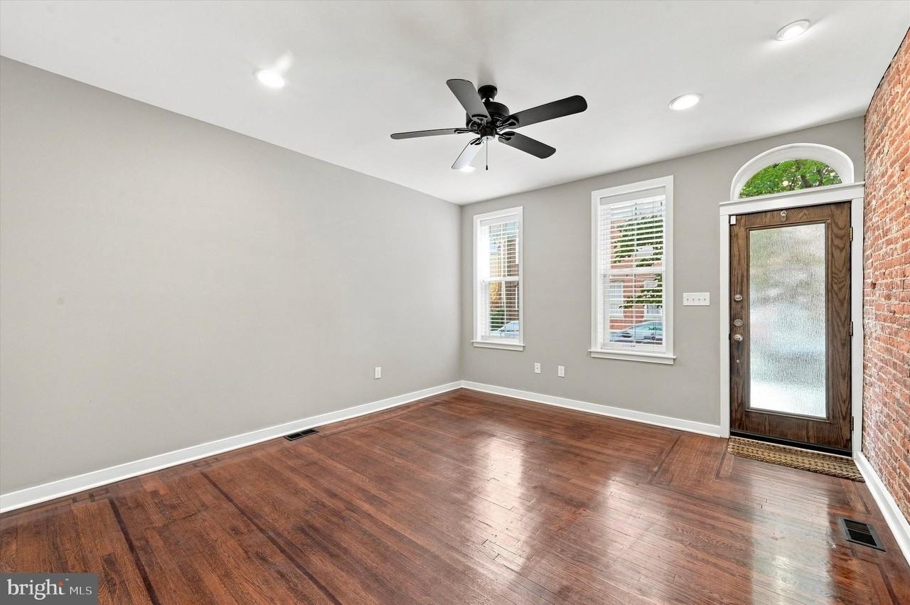 1532 E Berks St - Photo 5 of 25