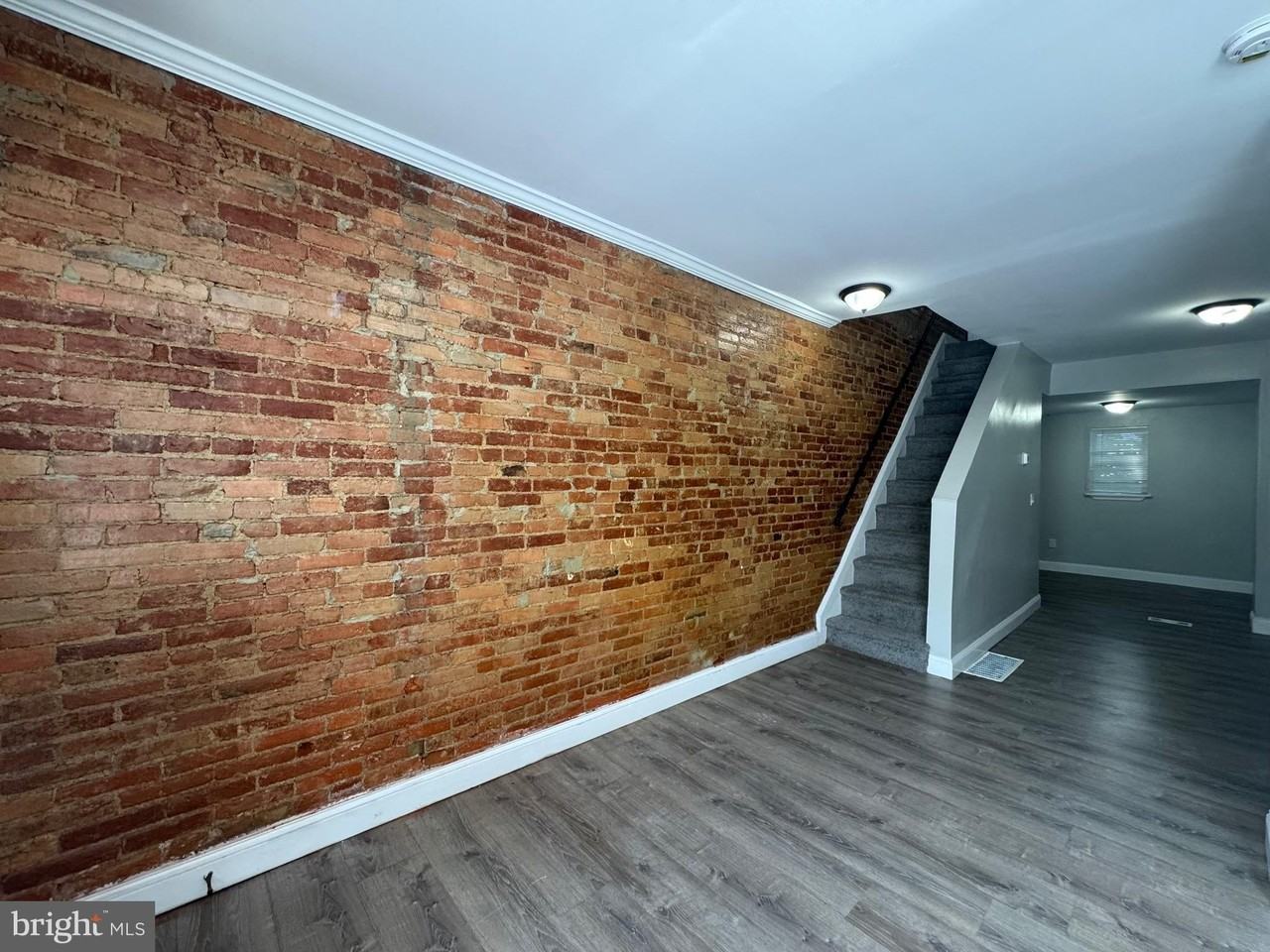 3205 Latona St - Photo 2 of 14