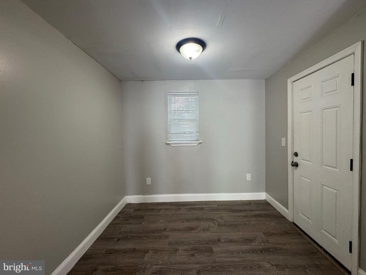 3205 Latona St - Photo 7 of 14