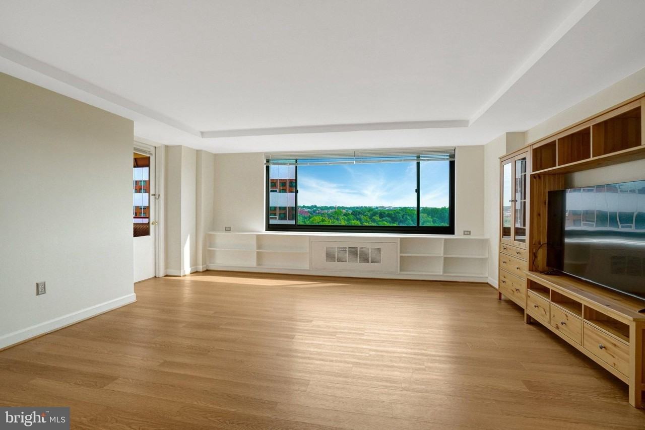 1021 Arlington Blvd #818 - Photo 7 of 25